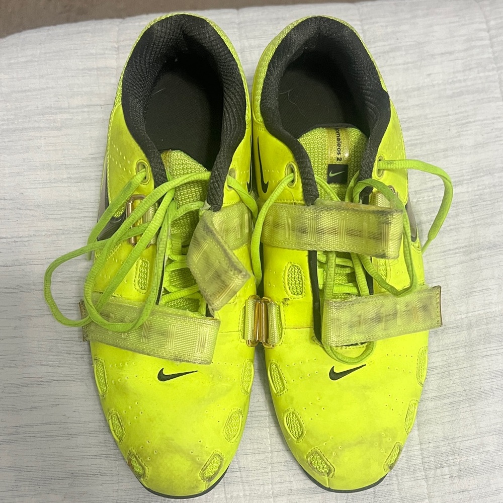 Sample Nike Romaleos 2 Volt Yellow 476927-700 Weight Lifting